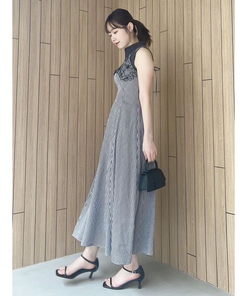 dazzlin(ダズリン)の「フロント刺繍ワンピース(ワンピース・レディース・ピンク/ブラック・SMALL/MEDIUM)」の3枚目の写真