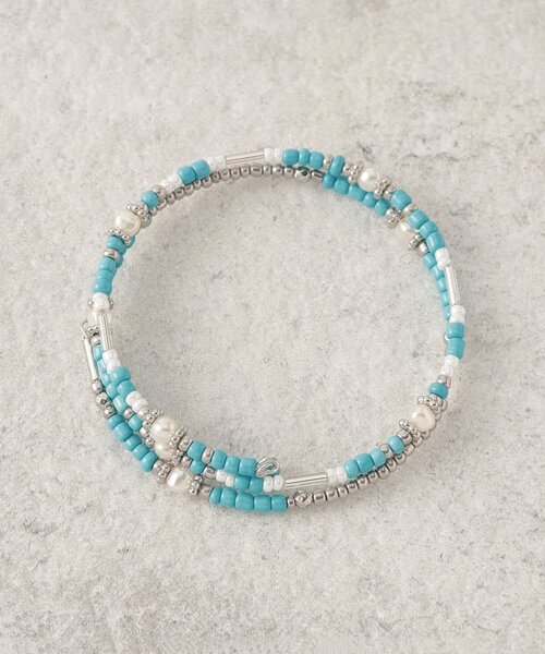 SHOO・LA・RUE（シューラルー）の「◆ビーズバングル（ブレスレット・レディース・ゴールド/ブルー/シルバー/オフホワイト・00）」の6枚目の写真