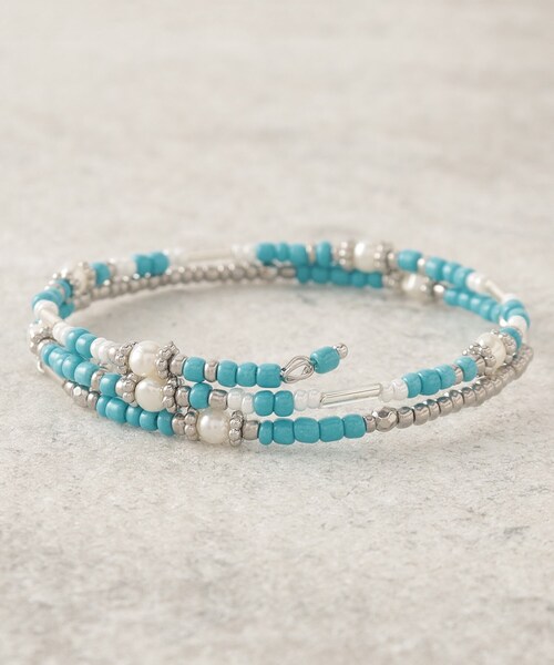 SHOO・LA・RUE（シューラルー）の「◆ビーズバングル（ブレスレット・レディース・ゴールド/ブルー/シルバー/オフホワイト・00）」の7枚目の写真