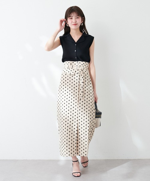 natural couture（ナチュラルクチュール）の「開襟ノースリニットTOPS（タンクトップ・レディース・ブラック/オフホワイト/グリーン/ラベンダー/グレイッシュベージュ・FREE）」の13枚目の写真