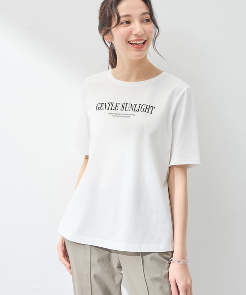A/C DESIGN BY ALPHA CUBIC(エーシーデザインバイアルファキュービック)の「【UVカット・近赤外線カット】ロゴプリントTシャツ(Tシャツ/カットソー・レディース・オフホワイト/グリーン/ライトグレー・LL/L/M)」の19枚目の写真