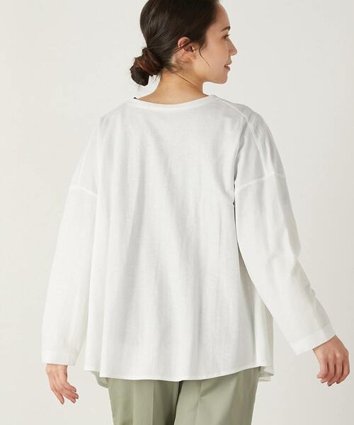 MELROSE claire(メルローズ クレール)の「【ファブリックのような2WAYで使えるカーデ&プルオーバー】(Tシャツ/カットソー・レディース・ブラック/オフホワイト/イエロー/ブルー・FREE)」の22枚目の写真