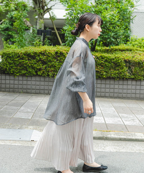 ITEMS URBANRESEARCH（アイテムズ アーバンリサーチ）の「シアーヨウリュウバンドカラーシャツ（シャツ/ブラウス・レディース・オレンジ/ブラック/オフホワイト・FREE）」の7枚目の写真