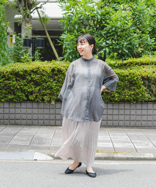 ITEMS URBANRESEARCH（アイテムズ アーバンリサーチ）の「シアーヨウリュウバンドカラーシャツ（シャツ/ブラウス・レディース・オレンジ/ブラック/オフホワイト・FREE）」の9枚目の写真