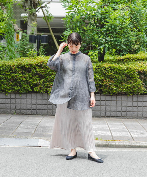 ITEMS URBANRESEARCH（アイテムズ アーバンリサーチ）の「シアーヨウリュウバンドカラーシャツ（シャツ/ブラウス・レディース・オレンジ/ブラック/オフホワイト・FREE）」の11枚目の写真