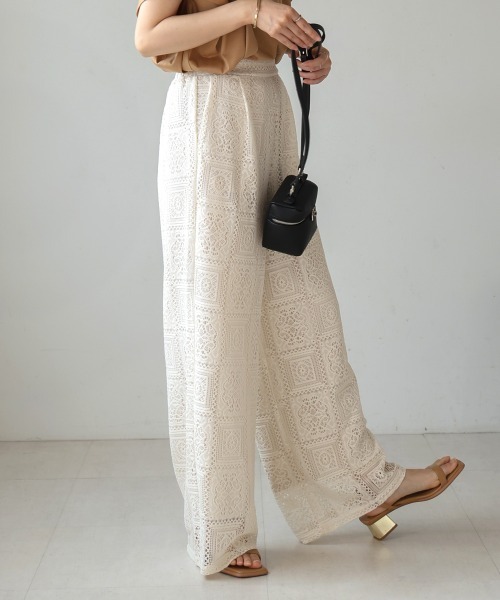 Bou Jeloud（ブージュルード）の「ブロックレースストレートパンツ（その他パンツ・レディース・アイボリー/ブラック・38）」の6枚目の写真