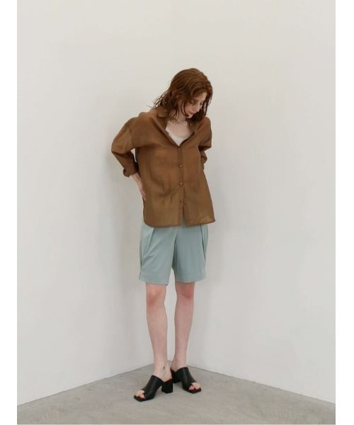 Katrin TOKYO(カトリーントーキョー)の「side button bermuda pants(その他パンツ・レディース・グレイッシュブルー/スモークピンク/ベージュ・FREE/XS)」の14枚目の写真