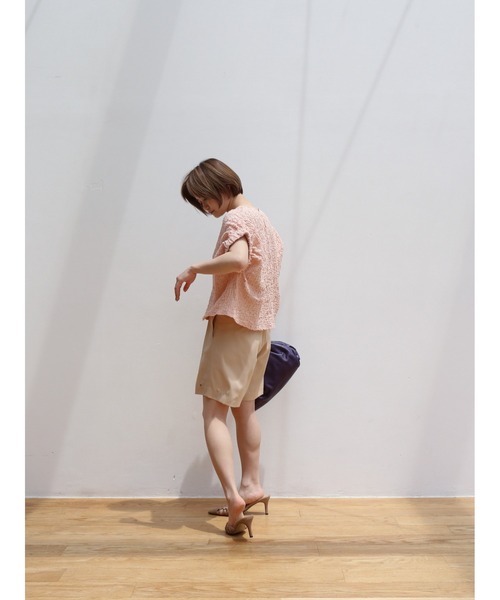 Katrin TOKYO(カトリーントーキョー)の「side button bermuda pants(その他パンツ・レディース・グレイッシュブルー/スモークピンク/ベージュ・FREE/XS)」の8枚目の写真