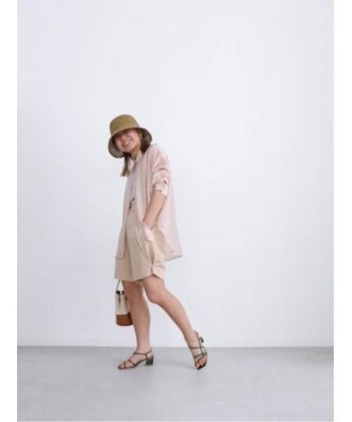 Katrin TOKYO(カトリーントーキョー)の「side button bermuda pants(その他パンツ・レディース・グレイッシュブルー/スモークピンク/ベージュ・FREE/XS)」の10枚目の写真