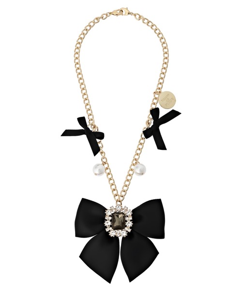 Maison de FLEUR(メゾンドフルール)の「ビジューリボンパールバッグチャーム(チャーム・レディース・グレイッシュベージュ/ブラック/ピンク・FREE)」の9枚目の写真