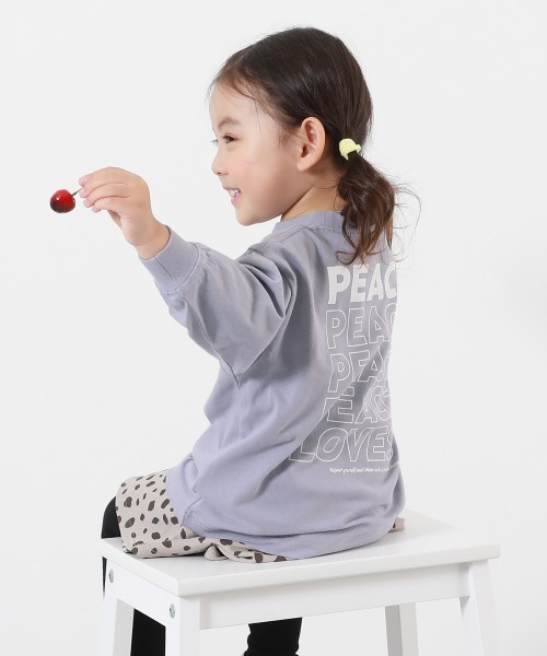 devirock(デビロック)の「綿100% デビラボ BIGシルエット プリント袖リブ 長袖Tシャツ(Tシャツ/カットソー・キッズ・グレー系その他/ピンク系その他/ブラック系その他2/ホワイト系その他/パープル系その他/パープル系その他2/ホワイト系その他3/ブラック系その他/オレンジ系その他/ホワイト系その他2/ブラック系その他3/グリーン系その他/グリーン系その他2/グレー系その他2/ブルー系その他/グレー系その他3・90cm/100cm/110cm/120cm/130cm/140cm/150cm/160cm)」の13枚目の写真