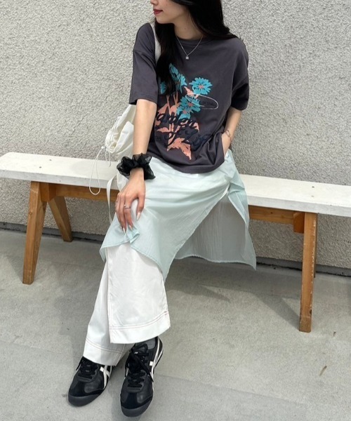 nemne store（ネンネストア）の「【低身長サイズあり】アソート柄カラーTシャツ（Tシャツ/カットソー・レディース・オートミール/ブルー/スミクロ/レッド/イエロー/グレー系その他/ブルー系その他/オフホワイト/レッド系その他・SMALL/MEDIUM）」の12枚目の写真