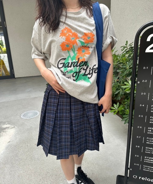 nemne store（ネンネストア）の「【低身長サイズあり】アソート柄カラーTシャツ（Tシャツ/カットソー・レディース・オートミール/ブルー/スミクロ/レッド/イエロー/グレー系その他/ブルー系その他/オフホワイト/レッド系その他・SMALL/MEDIUM）」の19枚目の写真