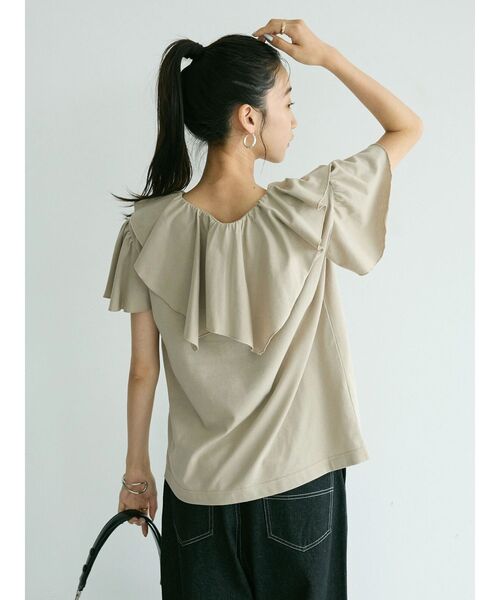 CRAFT STANDARD BOUTIQUE(クラフトスタンダードブティック)の「フリルデザインTee(Tシャツ/カットソー・レディース・グレイッシュベージュ/ブラック/オフホワイト・FREE)」の7枚目の写真