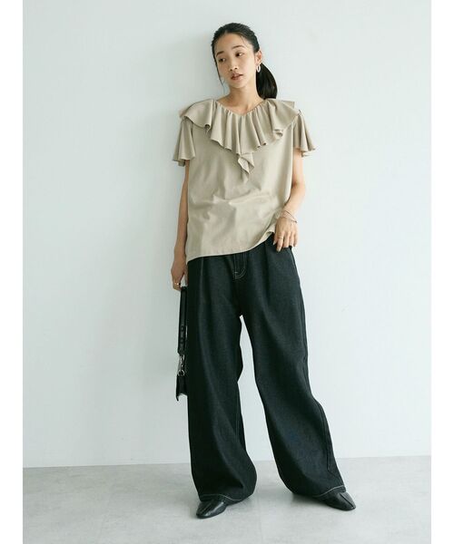 CRAFT STANDARD BOUTIQUE(クラフトスタンダードブティック)の「フリルデザインTee(Tシャツ/カットソー・レディース・グレイッシュベージュ/ブラック/オフホワイト・FREE)」の12枚目の写真