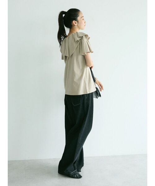CRAFT STANDARD BOUTIQUE(クラフトスタンダードブティック)の「フリルデザインTee(Tシャツ/カットソー・レディース・グレイッシュベージュ/ブラック/オフホワイト・FREE)」の14枚目の写真