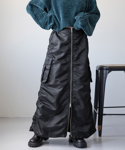 RAGEBLUE（レイジブルー）の「2WAY/Wジップミリタリーカーゴスカート（スカート・レディース・ブラック/オリーブ・FREE）」の2枚目の写真