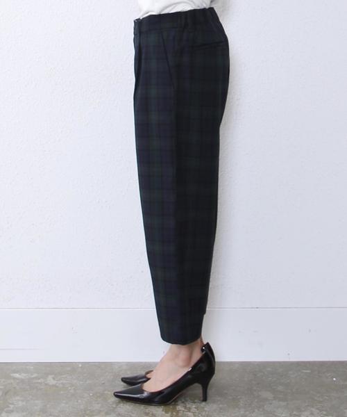 coen（コーエン）の「タックフレアパンツ（その他パンツ・レディース・グレー/ネイビー/チェック・MEDIUM/LARGE）」の4枚目の写真