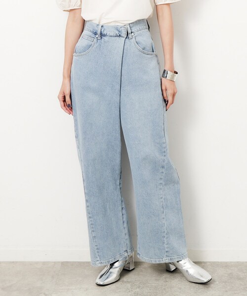 OPAQUE.CLIP（オペークドットクリップ）の「◆ストレッチラップデザインワイドデニム／オーガニックコットン混【洗濯機洗い可】（デニムパンツ・レディース・スミクロ/ライトブルー・42/40/38/36）」の11枚目の写真