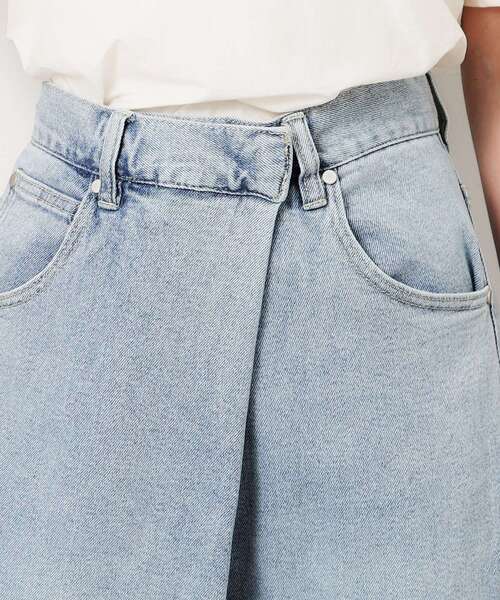 OPAQUE.CLIP（オペークドットクリップ）の「◆ストレッチラップデザインワイドデニム／オーガニックコットン混【洗濯機洗い可】（デニムパンツ・レディース・スミクロ/ライトブルー・42/40/38/36）」の14枚目の写真