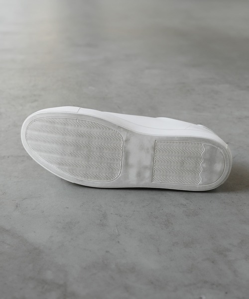 PU合皮ローカットスニーカー（スニーカー）｜ESSENTIALS WARDROBE