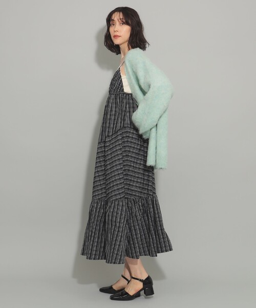 Ray BEAMS(レイビームス)の「チェック ティアード キャミ ワンピース(ワンピース・レディース・ブラック/オリーブ・ONE SIZE)」の5枚目の写真