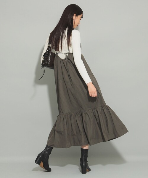 Ray BEAMS(レイビームス)の「チェック ティアード キャミ ワンピース(ワンピース・レディース・ブラック/オリーブ・ONE SIZE)」の10枚目の写真