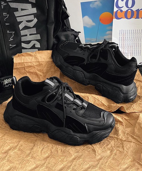 shoes365(シューズスリーシックスファイヴ)の「【shoes365】パッチワーク凹凸感厚底スニーカー(スニーカー・メンズ・ブラック/グレー/ベージュ/ホワイト・24.5cm/25.0cm/25.5cm/26.0cm/26.5cm/27.0cm)」の3枚目の写真