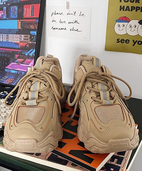 shoes365(シューズスリーシックスファイヴ)の「【shoes365】パッチワーク凹凸感厚底スニーカー(スニーカー・メンズ・ブラック/グレー/ベージュ/ホワイト・24.5cm/25.0cm/25.5cm/26.0cm/26.5cm/27.0cm)」の12枚目の写真