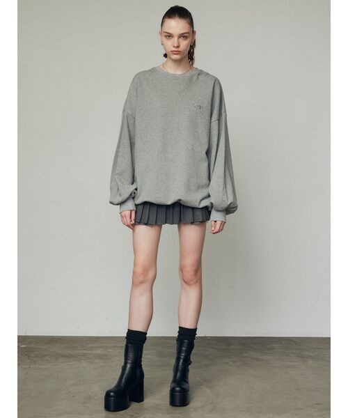 EMODA(エモダ)の「【WEB限定】オーバールーズロゴプルオーバー(スウェット・レディース・ブラック/グレー/ブルー/レッド・FREE)」の15枚目の写真