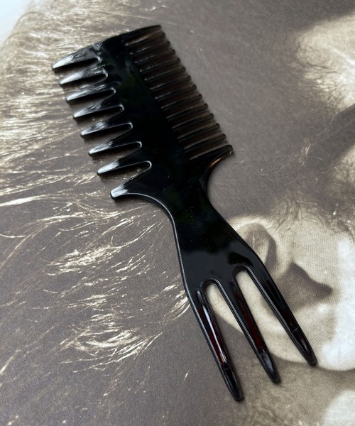 Port（ポート）の「【 5種類 セット 】コーム セット / ヘアブラシ_（ヘアブラシ・メンズ・ブラック・FREE）」の3枚目の写真