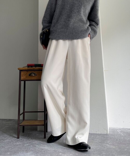 fredy emue（フレディエミュ）の「シルキーウォームセミワイドイージーパンツ（その他パンツ・レディース・チャコールグレー/オフホワイト/ブラック/サックスブルー・38/36）」の13枚目の写真