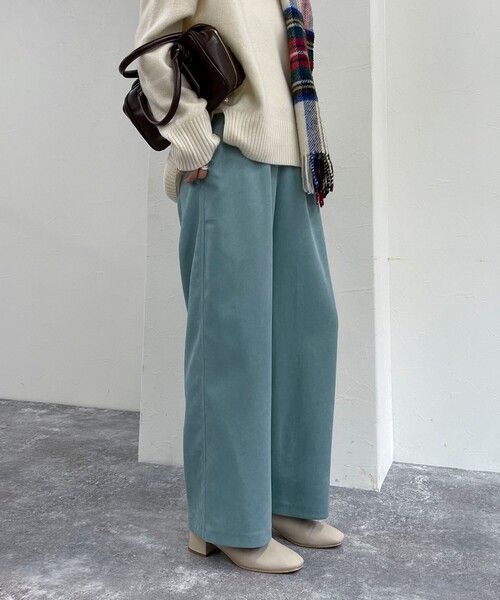 fredy emue（フレディエミュ）の「シルキーウォームセミワイドイージーパンツ（その他パンツ・レディース・チャコールグレー/オフホワイト/ブラック/サックスブルー・38/36）」の20枚目の写真