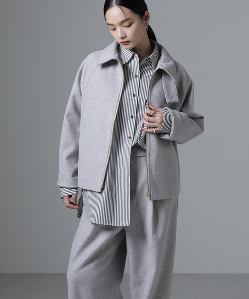 NANO universe（ナノユニバース）の「ジャージーメルトンスタンドカラージップブルゾン（ブルゾン・レディース・ブラック/ライトグレー/ベージュ・FREE）」の8枚目の写真