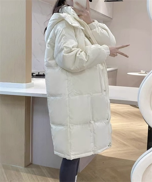 FREE STYLISTS(フリー スタイリスト)の「フード付き ロングダウンジャケット(ダウンジャケット/コート・レディース・イエロー/ブラック/オフホワイト・L/XL/2XL/M)」の9枚目の写真
