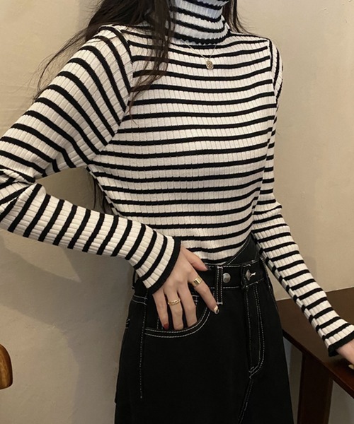 MILAE(ミレ)の「ボーダー柄裏起毛タートルネックニットトップス(ニット/セーター・レディース・ベージュ/イエロー/ホワイト/ブラウン/グリーン/グレー・FREE)」の8枚目の写真