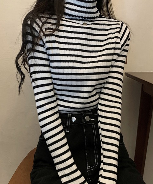 MILAE(ミレ)の「ボーダー柄裏起毛タートルネックニットトップス(ニット/セーター・レディース・ベージュ/イエロー/ホワイト/ブラウン/グリーン/グレー・FREE)」の10枚目の写真
