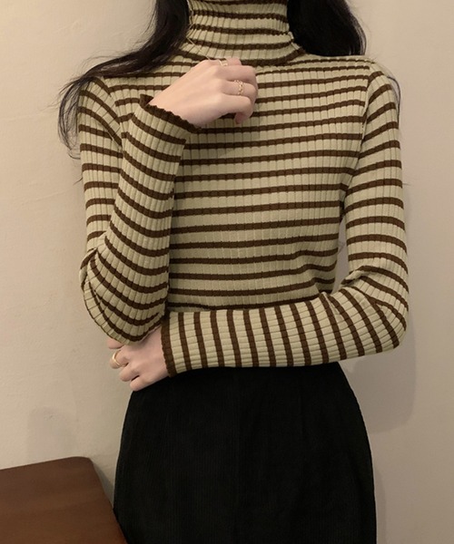 MILAE(ミレ)の「ボーダー柄裏起毛タートルネックニットトップス(ニット/セーター・レディース・ベージュ/イエロー/ホワイト/ブラウン/グリーン/グレー・FREE)」の18枚目の写真