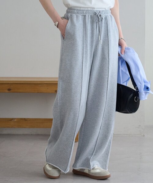 DISCOAT(ディスコート)の「【WEB限定】裏毛センタープレスワイドパンツ(その他パンツ・レディース・ライトベージュ/ライトグレー・SMALL/LARGE/MEDIUM)」の4枚目の写真