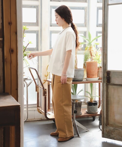 B:MING by BEAMS(ビーミングバイビームス)の「SIMPLE YET 1タック チノパンツ(S~M)(チノパンツ・レディース・ブラウン系その他3・SMALL/MEDIUM)」の3枚目の写真