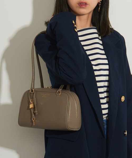 CHRISTIAN VILLA(クリスチャンヴィラ)の「【CHRISTIAN VILLA】ロングハンドル ボストンバッグ PEGGY 6228(ボストンバッグ・レディース・グレイッシュベージュ/ライトグレー/ブラック・FREE)」の13枚目の写真