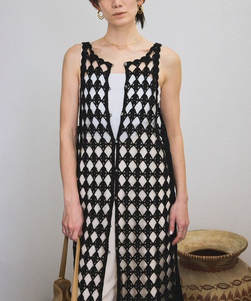 SALON adam et rope'（サロン アダム エ ロペ）の「クロシェニットワンピース（ワンピース・レディース・ブラック/キナリ・FREE）」の12枚目の写真