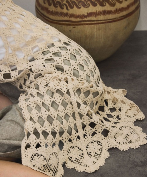 SALON adam et rope'（サロン アダム エ ロペ）の「クロシェニットワンピース（ワンピース・レディース・ブラック/キナリ・FREE）」の18枚目の写真