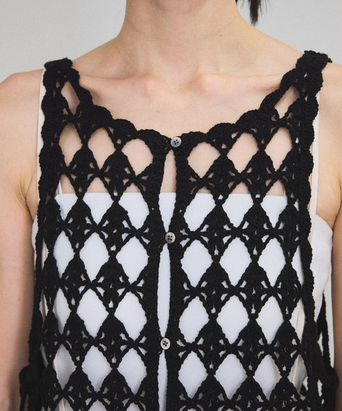 SALON adam et rope'（サロン アダム エ ロペ）の「クロシェニットワンピース（ワンピース・レディース・ブラック/キナリ・FREE）」の22枚目の写真