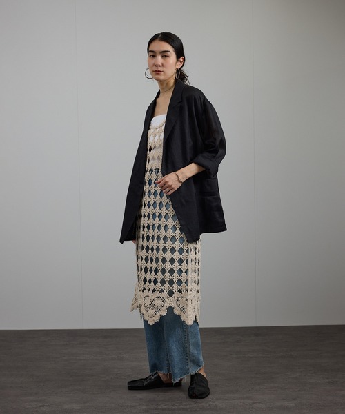 SALON adam et rope'（サロン アダム エ ロペ）の「クロシェニットワンピース（ワンピース・レディース・ブラック/キナリ・FREE）」の3枚目の写真