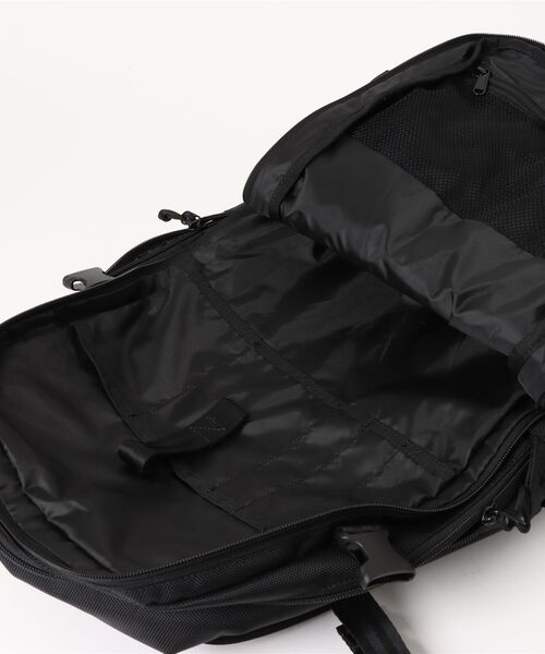 NEW ERA(ニューエラ)の「【NEW ERA/ニューエラ】SMART PACK スマートパック(バックパック/リュック・メンズ・ブラック・FREE)」の5枚目の写真
