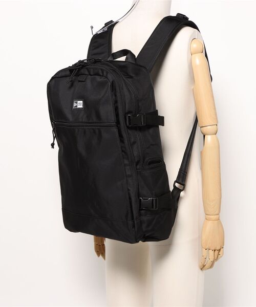 NEW ERA(ニューエラ)の「【NEW ERA/ニューエラ】SMART PACK スマートパック(バックパック/リュック・メンズ・ブラック・FREE)」の6枚目の写真