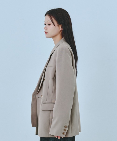 UNITED TOKYO（ユナイテッドトウキョウ）の「【残りわずか！】レイヤードカラーテーラードジャケット｜セットアップ/ウォッシャブル/防シワ/軽量/抗ピリング/UVカット/オケージョン/オフィスカジュアル/春服（テーラードジャケット・レディース・ブラック/ベージュ・1/2）」の10枚目の写真