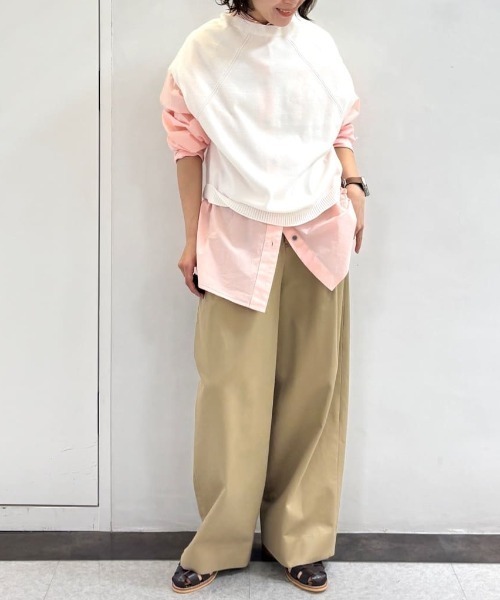 human woman（ヒューマンウーマン）の「◆【福田麻琴さんコラボ】チノタックワイドパンツ（チノパンツ・レディース・ベージュ・MEDIUM/SMALL）」の15枚目の写真
