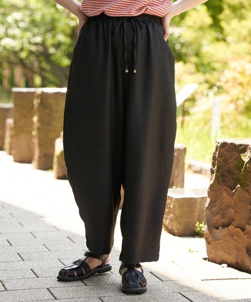 VENCEEXCHANGE（ヴァンスエクスチェンジ）の「リネンライクツイルバレルパンツ（その他パンツ・レディース・ネイビー/ピンク系/ブラック/アイボリー/グレー/ブルー/カーキ・M/L）」の3枚目の写真